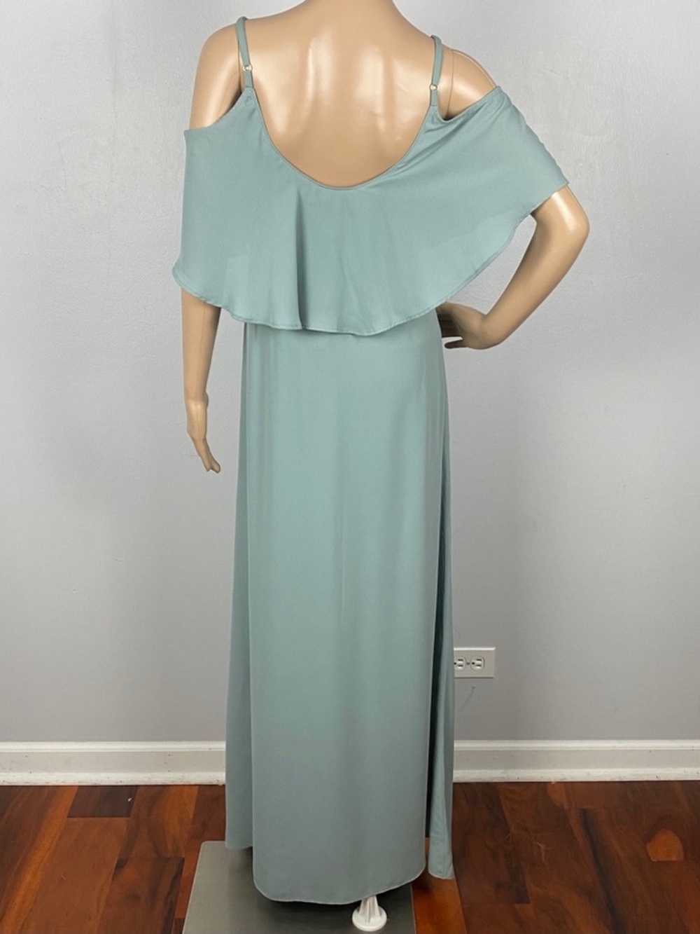 SHOW ME YOUR MUMU COLD-SHOULDER RUFFLE MAXI DRESS - Picture 9 of 10